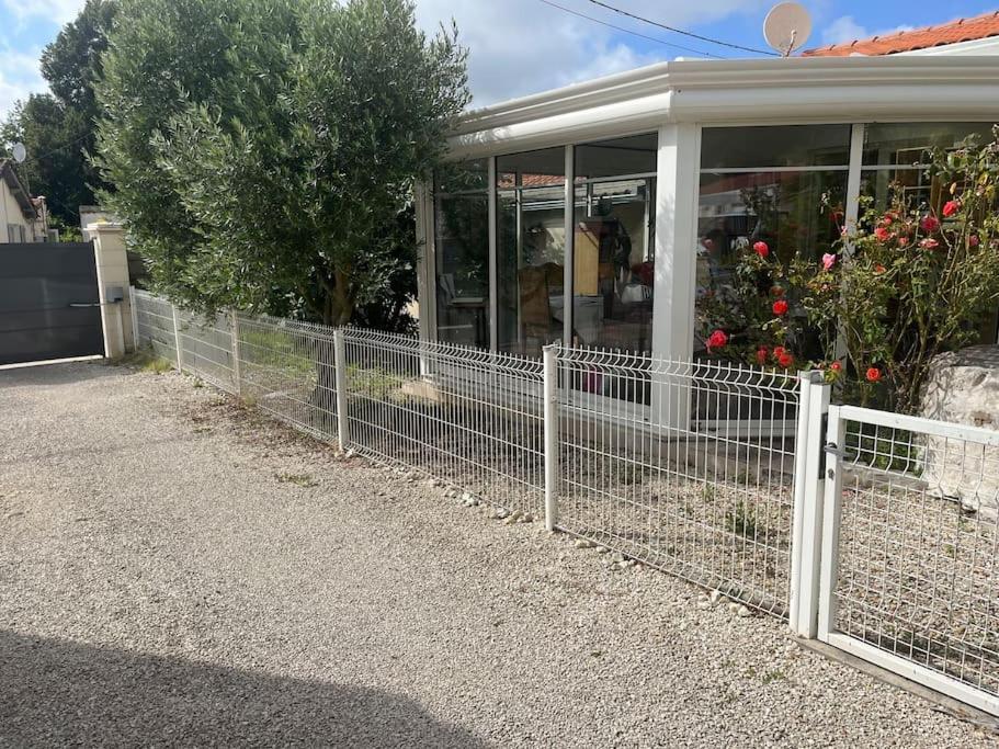 Charmante Maison Au Calme Royan Bagian luar foto